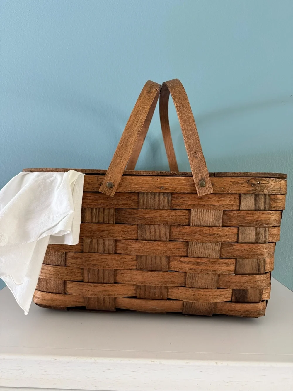 Vintage Large Woven Splint Wood Picnic Basket Double Swing Handle